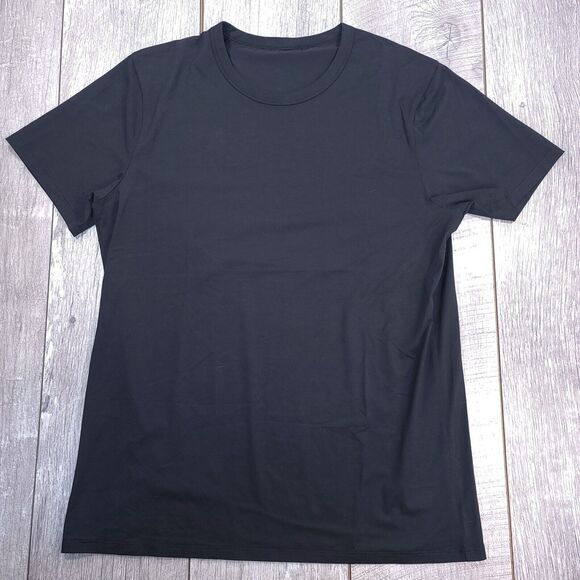 Lululemon Mens 5 Year Crewneck Shirt Size Medium Black Short Sleeve Essential - Picture 1 of 5